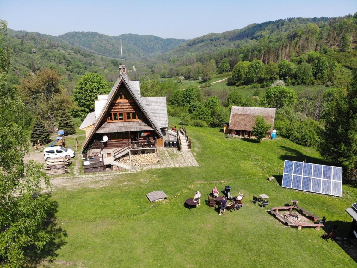 Bacowka Pttk Jaworzec Hostel Wetlina Exterior foto