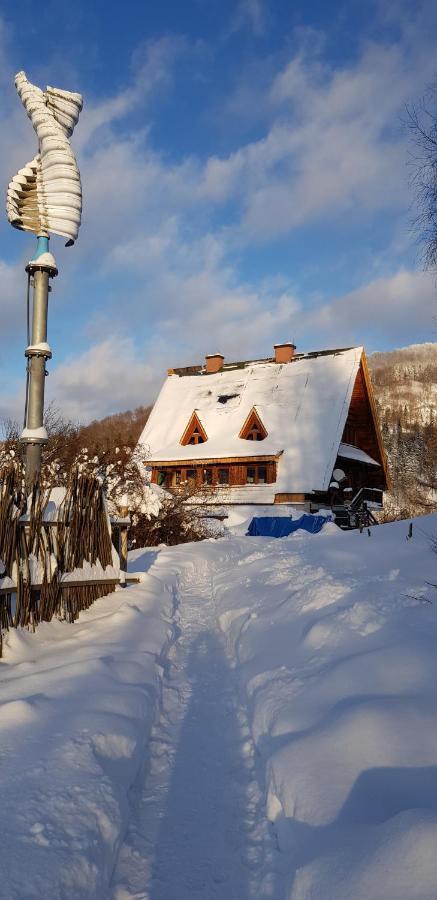 Bacowka Pttk Jaworzec Hostel Wetlina Exterior foto