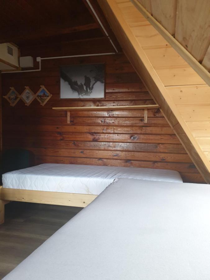 Bacowka Pttk Jaworzec Hostel Wetlina Exterior foto