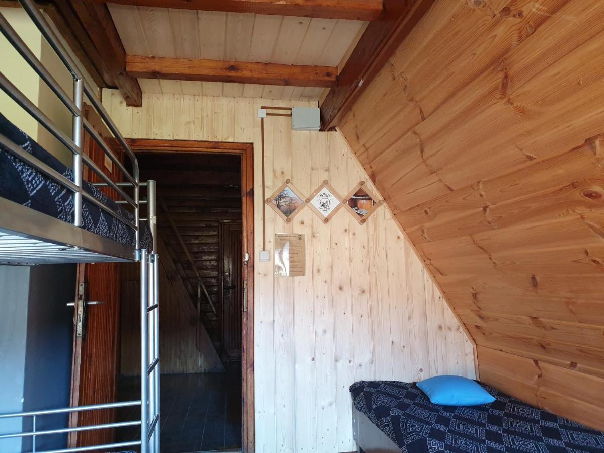 Bacowka Pttk Jaworzec Hostel Wetlina Exterior foto