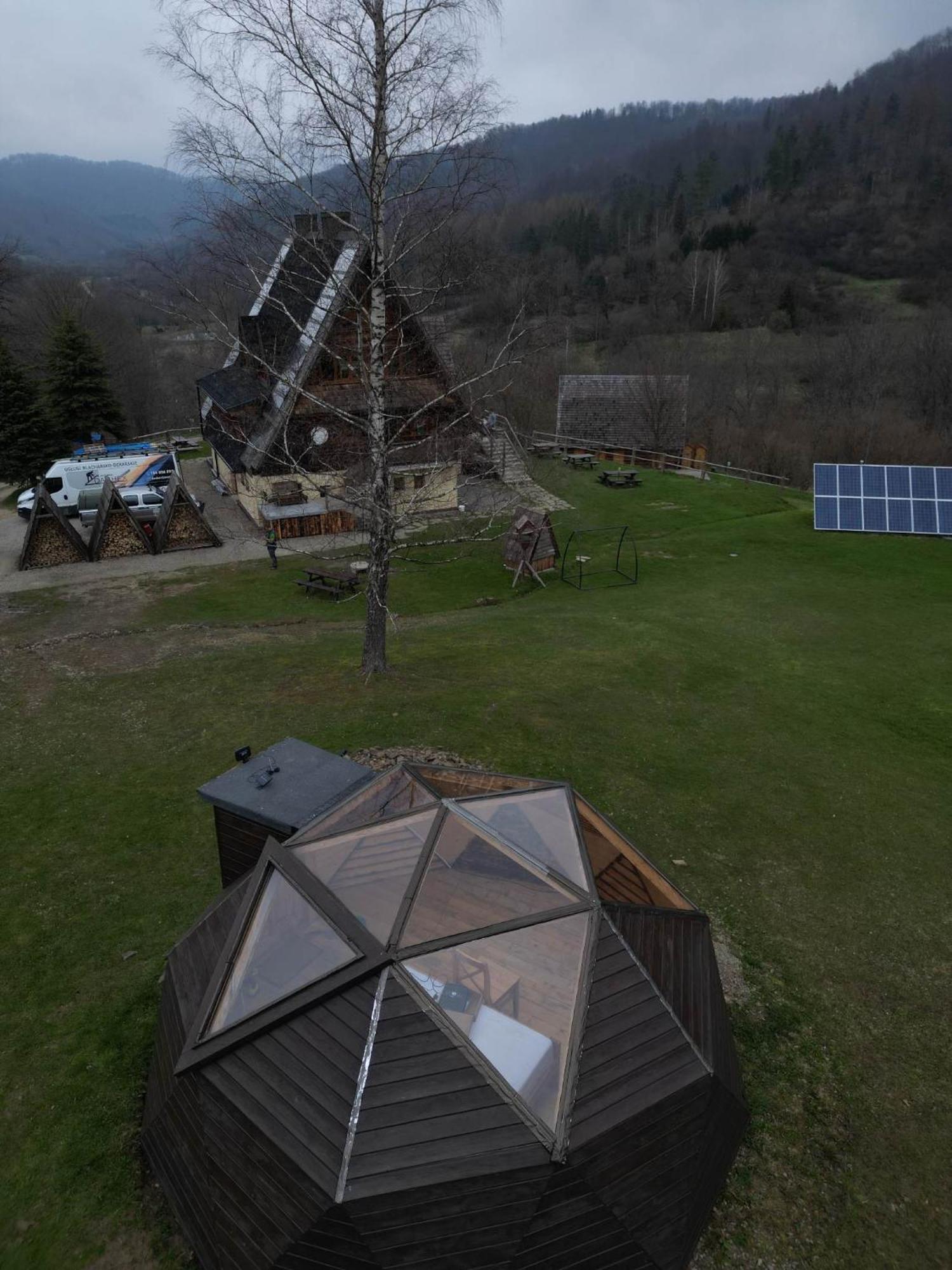 Bacowka Pttk Jaworzec Hostel Wetlina Exterior foto