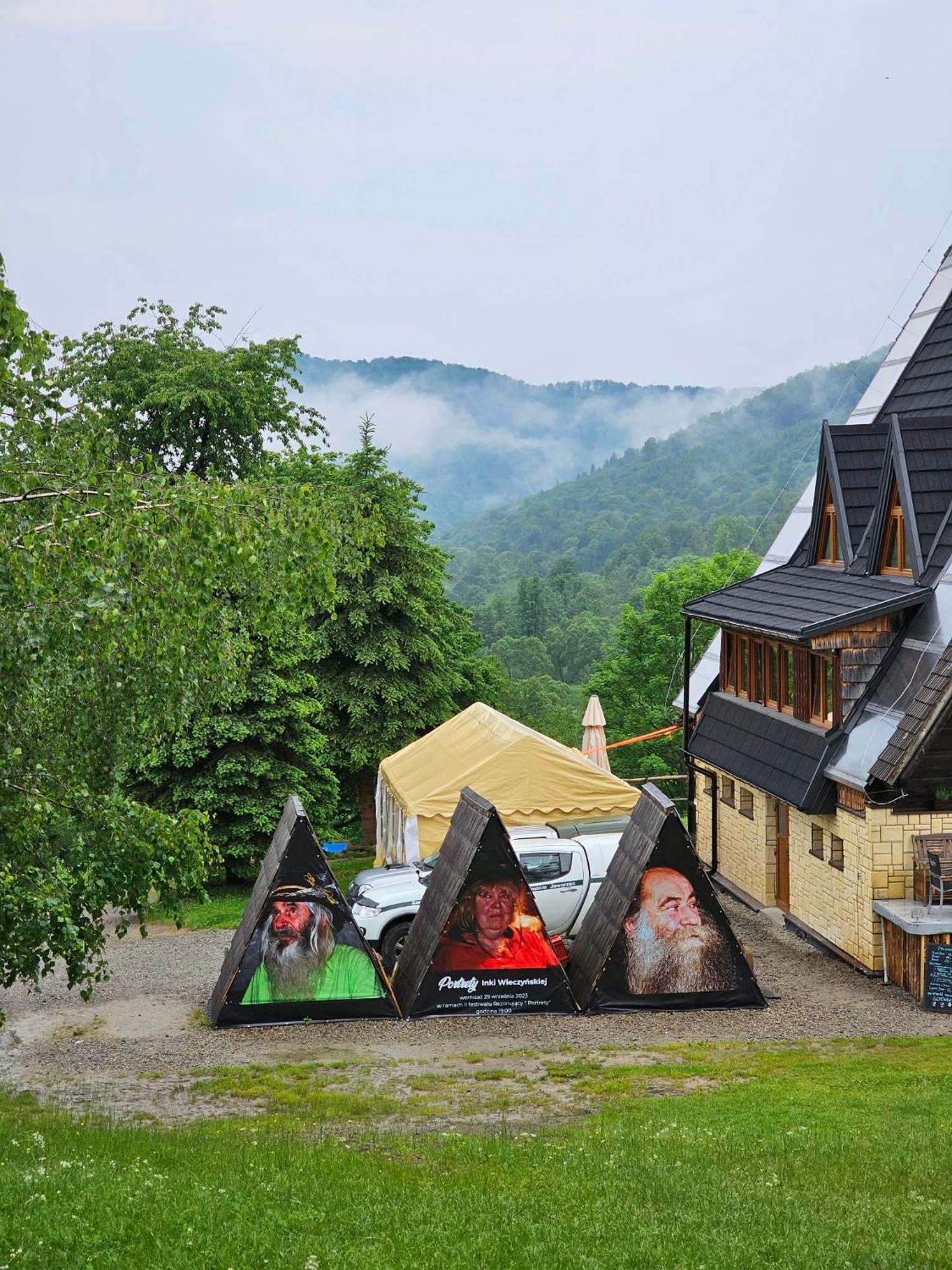 Bacowka Pttk Jaworzec Hostel Wetlina Exterior foto